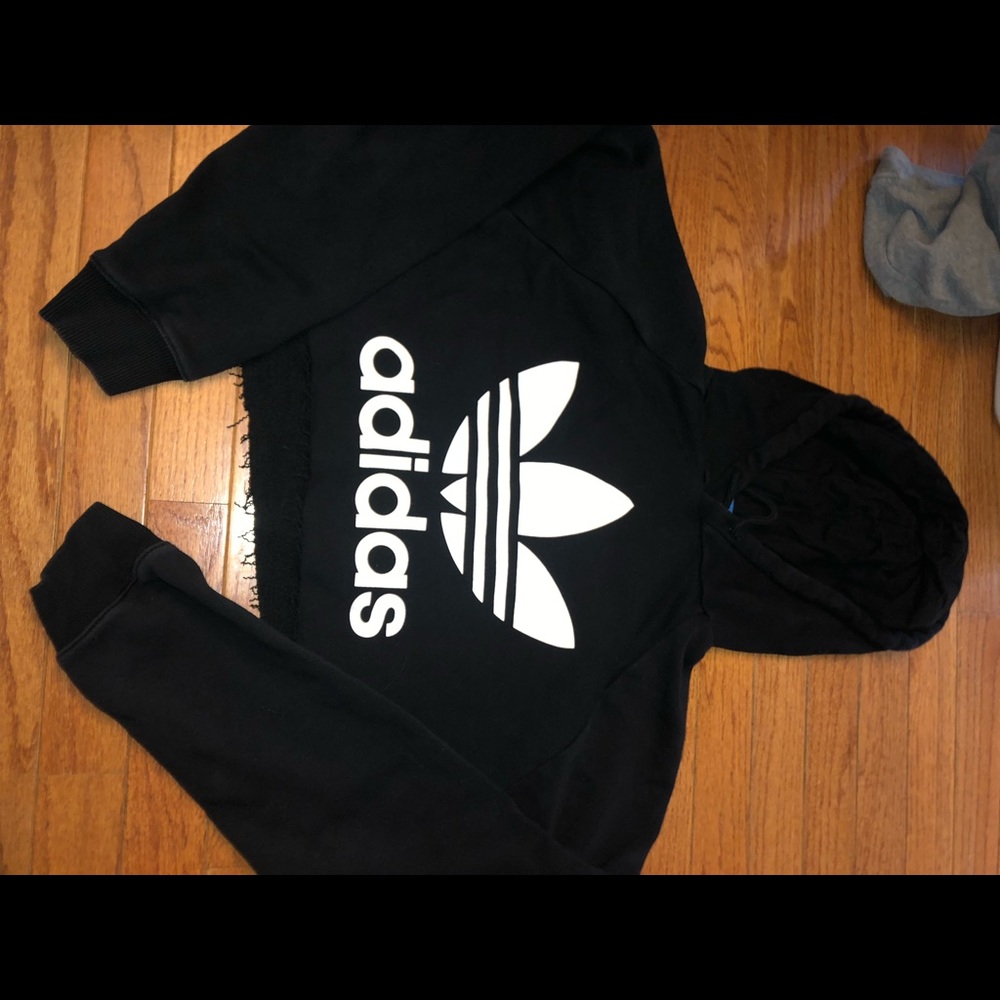 Adidas Cropped hoodie